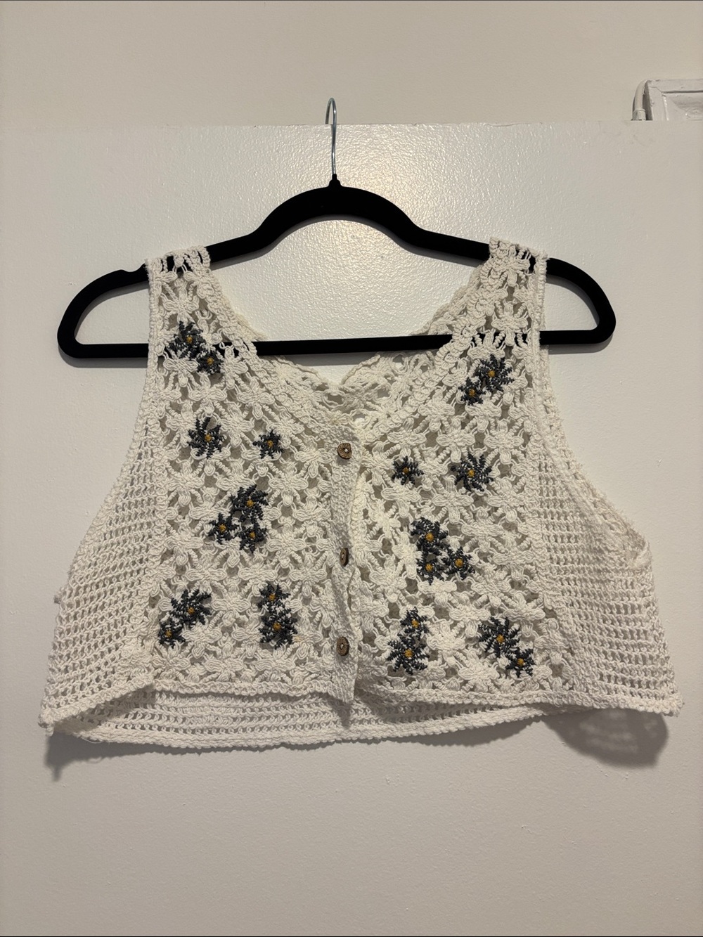White Crochet Floral Vest Button Down Top Cropped